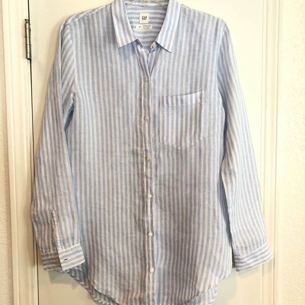 Women’s button down top